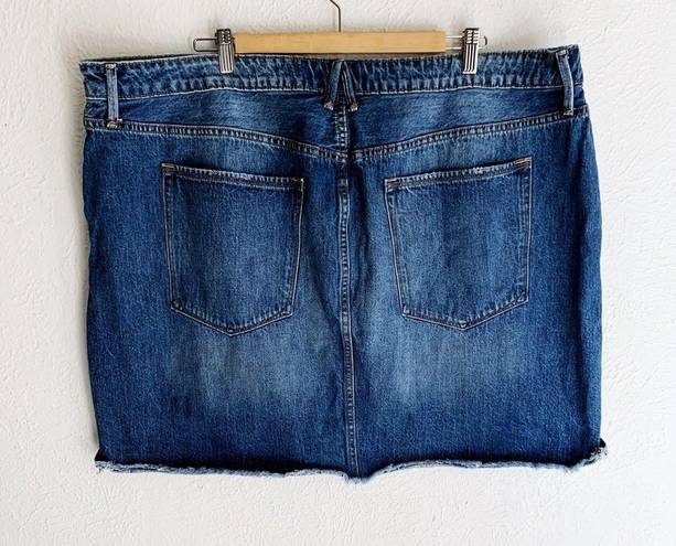 Good American  The Stagger Denim Mini Skirt Sz 22 Blue172