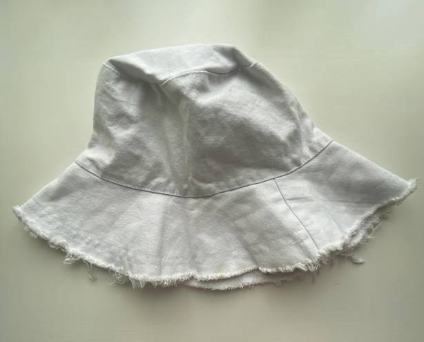 White Bucket Hat