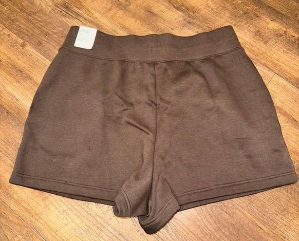 Nike Brand New  Sports Wear Phoenix Fleece High Waisted Loose Shorts 1X Brown NWT