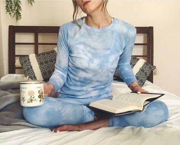 indigo. 🆕 Clouds Thermal Lounge Set