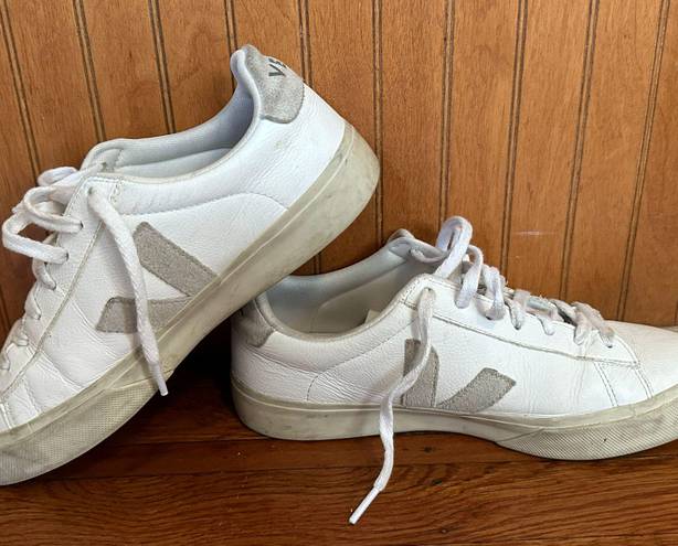 VEJA Sneakers V-12