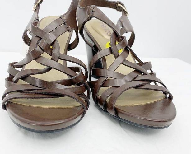 Me Too  Cute Brown Strappy Summer Heels  size 9 New