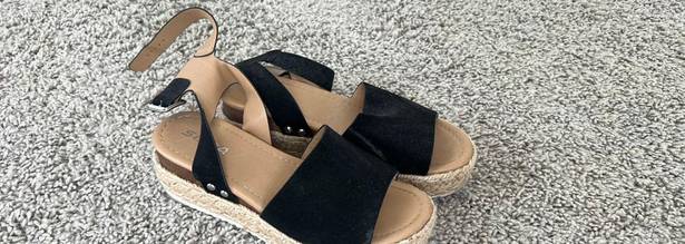 Soda Shoes Black Platform Sandals