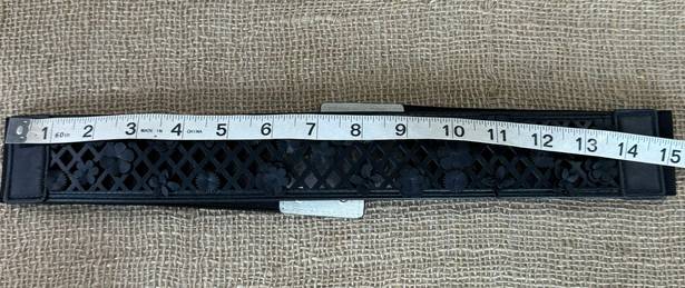 Women’s Wide Black Stretch Belt Medium 30