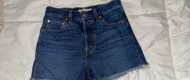 Levi’s Ribcage Shorts