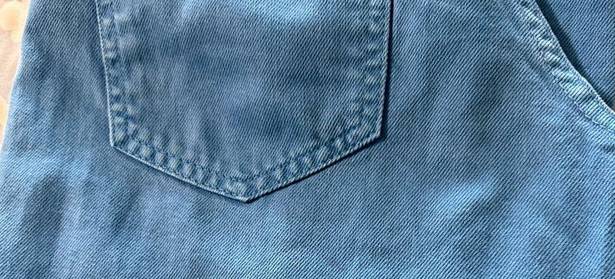 Pretty Little Thing  women's size 0 blue baggy jean