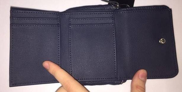 Wilson’s Leather Navy Wallet