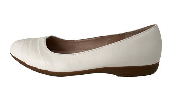 Cliffs  By White Mountain Clara Ballet Flat