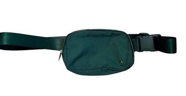 Lululemon  Athletica Womens Belt Bag 1L Kelly Green