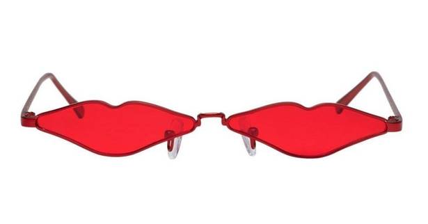 SALE✨Robert & Fraud Red KNC Lips Sunglasses