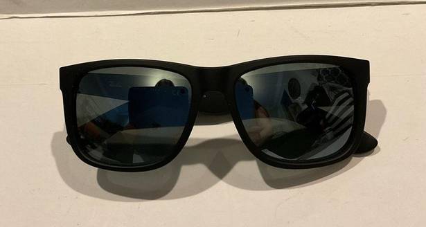 Ray-Ban  Vintage Black Signature Sunglasses w/Soft Case, 54 16 145, Like New