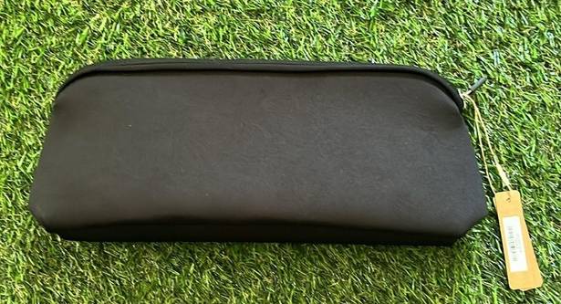 SKIMS NWT  Black Neoprene Zippered Pouch