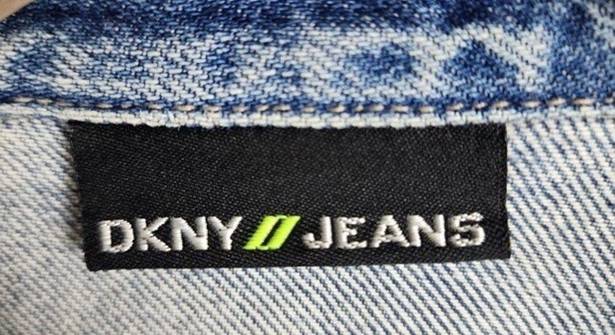 DKNY  Jean Jacket Blue 100% Cotton Trucker Denim Jacket Size M