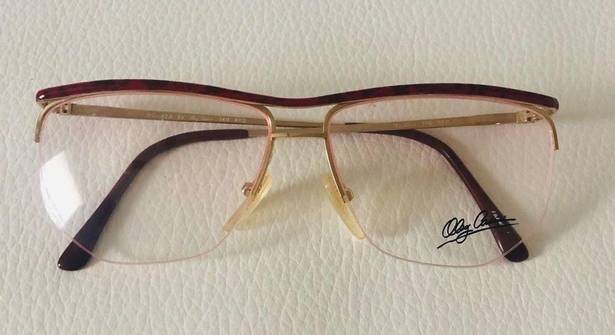 Oleg Cassini 🆕  Red Vintage Frame