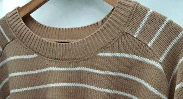 T Tahari New Women’s Plus  Striped Crew Sweater