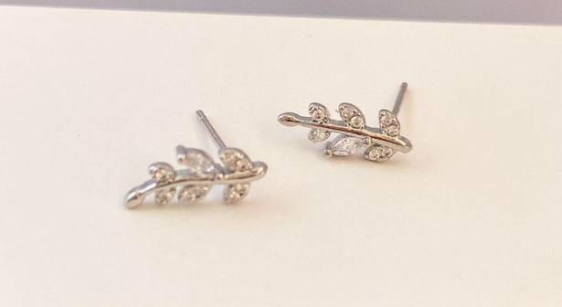 925 Silver Plated CZ Cubic Zirconia Leaf Stud Earrings for Women