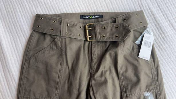 DKNY cargos