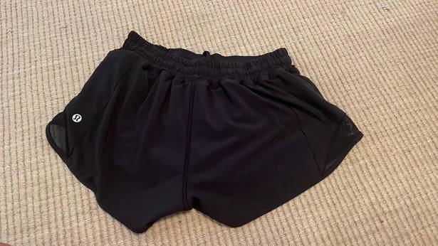 Lululemon Hotty Hot Short 2.5”