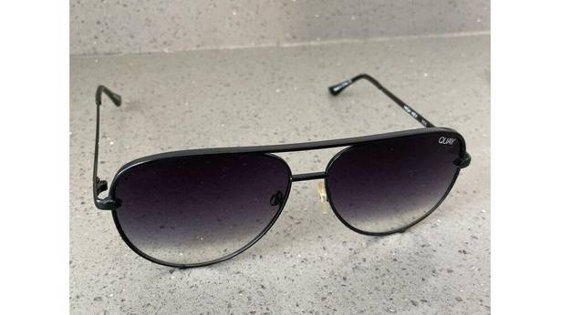 Quay Australia Quay High Key Mini 111 Womens Aviator Sunglasses - Black Fade Gradient