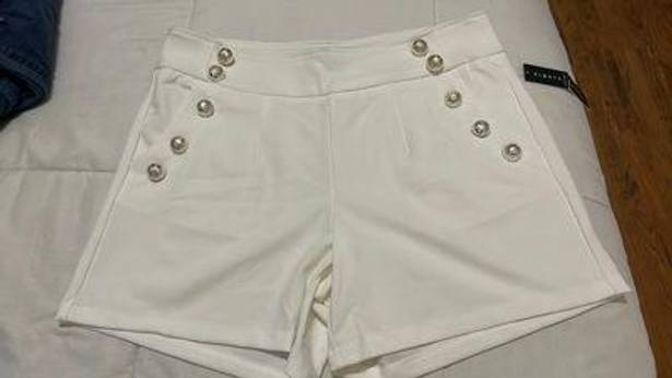 Absolutely Famous White Gold Buttoned Shorts