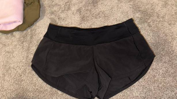 Lululemon Speed Up Shorts 2.5