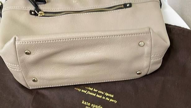 Kate Spade  Shoulder Bag with Handles Leather Taupe w Black Strap Gold Hardware