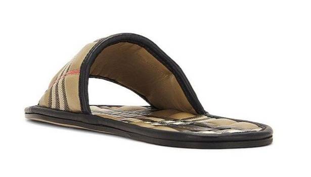 Burberry  Alixa Flat Sandals in Archive Beige Check 38.5 With Box Womens Slides