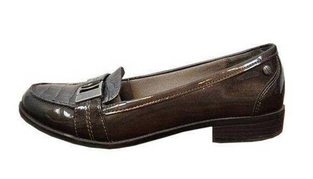 Life Stride  Womens Shoes Size 8 Brown Leather Round Toe Slip-On Flat Loafer