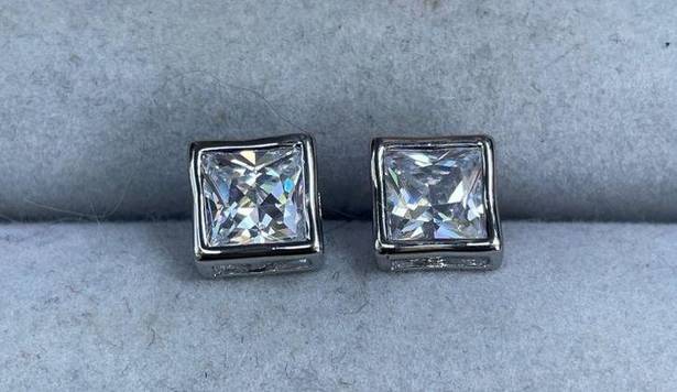 Swavorski Swarovski Princess Cut Square Stud NWOT Earrings