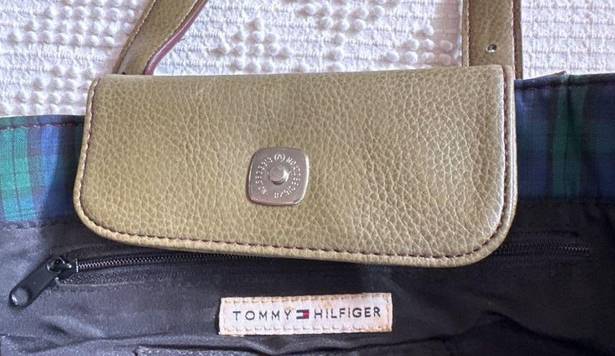 Tommy Hilfiger  Shoulder Bag Olive Green Leather Vintage 90s Y2K Lined Purse