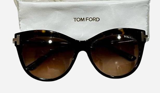 Tom Ford  cat eye sunglasses