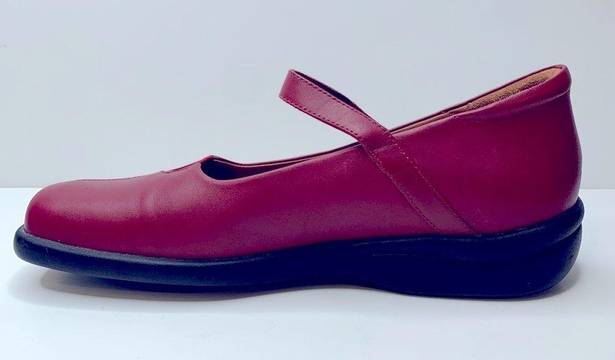 Rhapsody Kumfs Ziera  Red Leather Mary Jane INCLUDES RIGHT SHOE ONLY