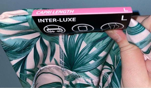 Gottex  Pink Palm Capri Length Inter-Luxe Leggings Size Large