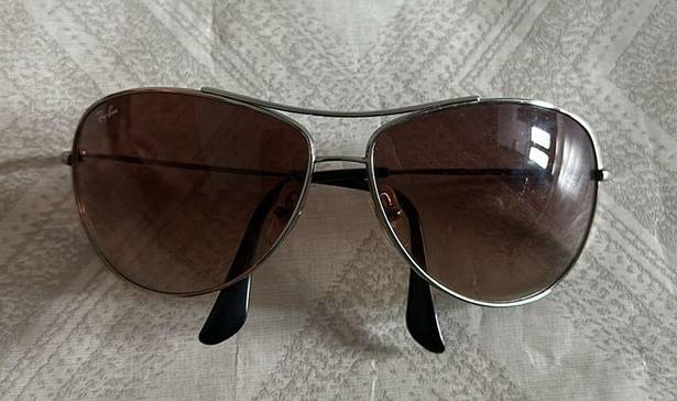 Ray-Ban  Aviator Silver Frame Aviator Sunglasses