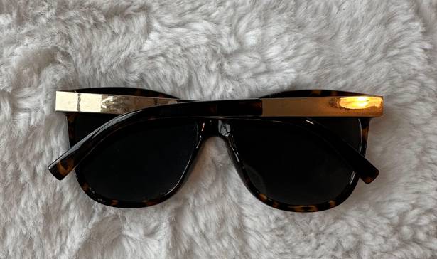 Urban Outfitters Sunglasses