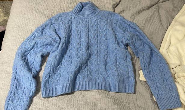 sweater NWT Size M