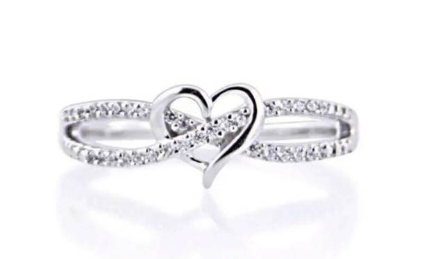 infinity  Heart Ring. Size 7