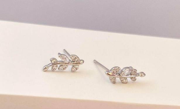 925 Silver Plated CZ Cubic Zirconia Leaf Stud Earrings for Women