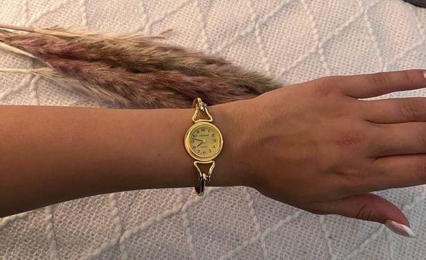 Dainty Vintage Gold Quartz Cuff Watch