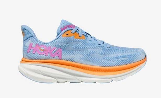 Hoka  Clifton 9 Size 6.5 Women’s Airy Blue/Icewater