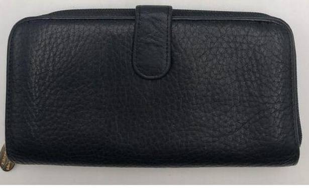 Stone Mountain Women's  Black Leather Wallet