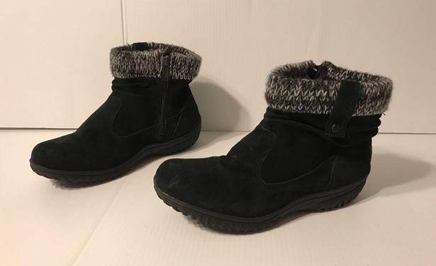 Khombu  Laura leather black water repellant booties women size 9M