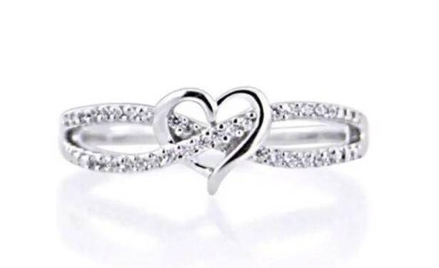 infinity  Heart Ring. Size 7