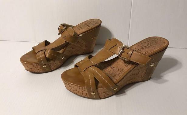 GUESS  platform wedge high sandal women size 9 M