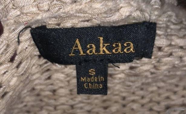 Aakaa  Chunky Knit Flare Sleeves Cream Sweater Size Small