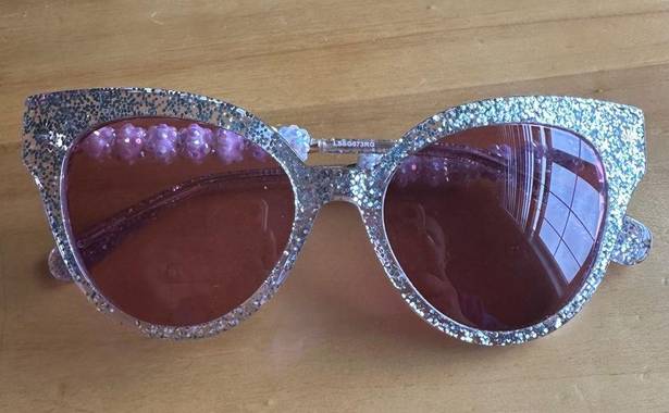 Lele Sadoughi  Rose Glitter Chelsea Cat Eye Sunglasses