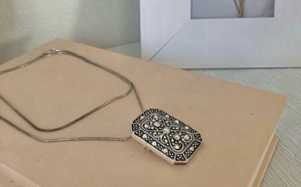 American Vintage Vintage “Jayne” Silver Tone Charm Pendant Necklace Rectangle Scroll Work Metallic Pin