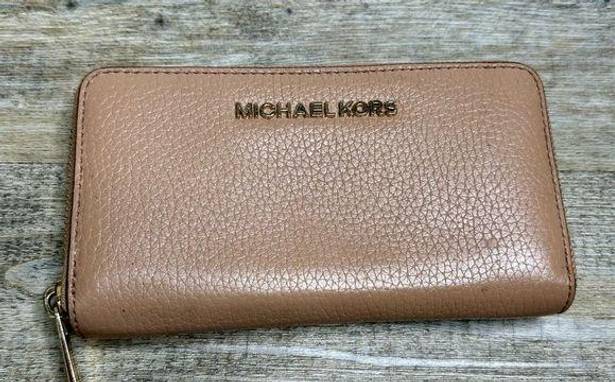 Michael Kors  Jet Set Bi-Fold Leather Wallet Tan Brown Zip Around