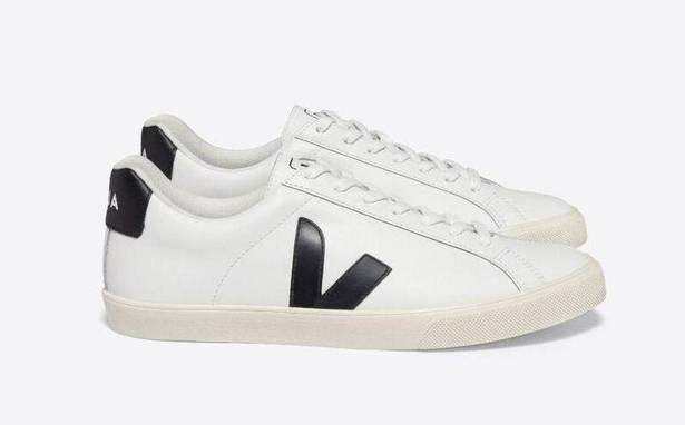 VEJA New in Box  Esplar Leather Extra White/Black Sneakers