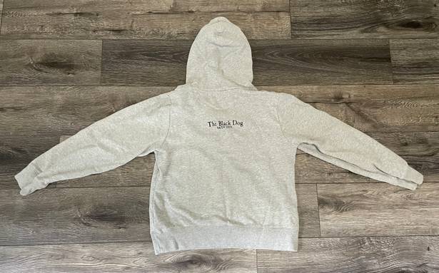 Black Dog Gray Pullover